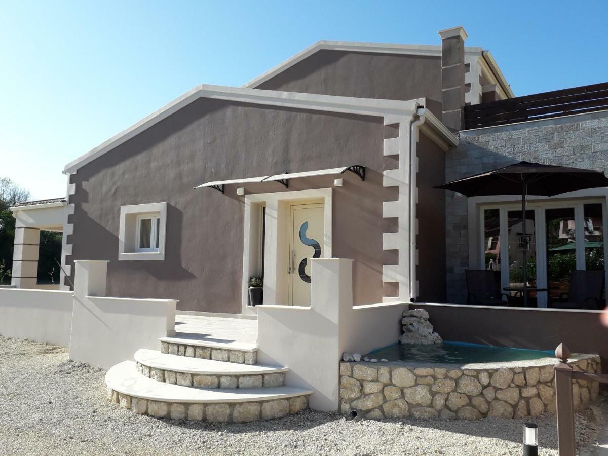Antigonh Countryside Villa !I Kokkinion ภายนอก รูปภาพ